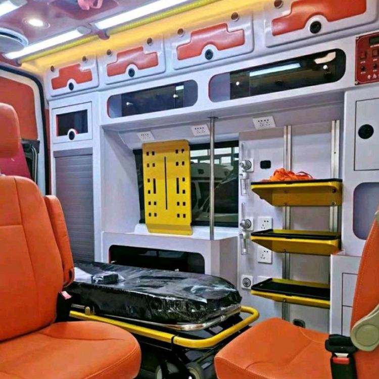 宁晋长途救护车护送病人租赁价格